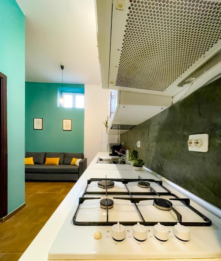 Апартаменты Cool Flat In The Heart Of Bucharest'S Fun And History Экстерьер фото